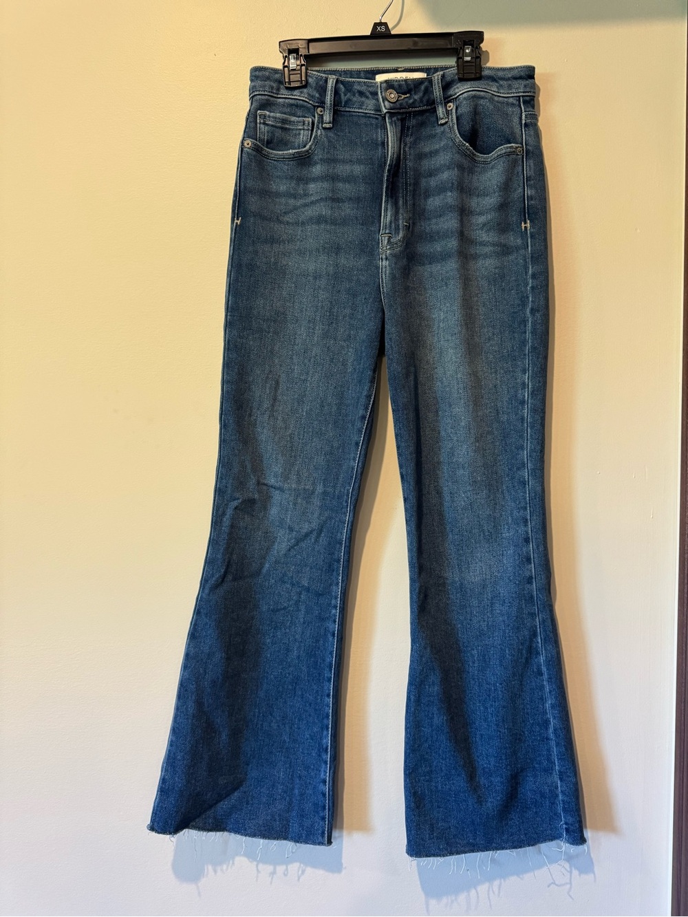 High-Rise Flared Hidden Jeans in Medium Blue Wash